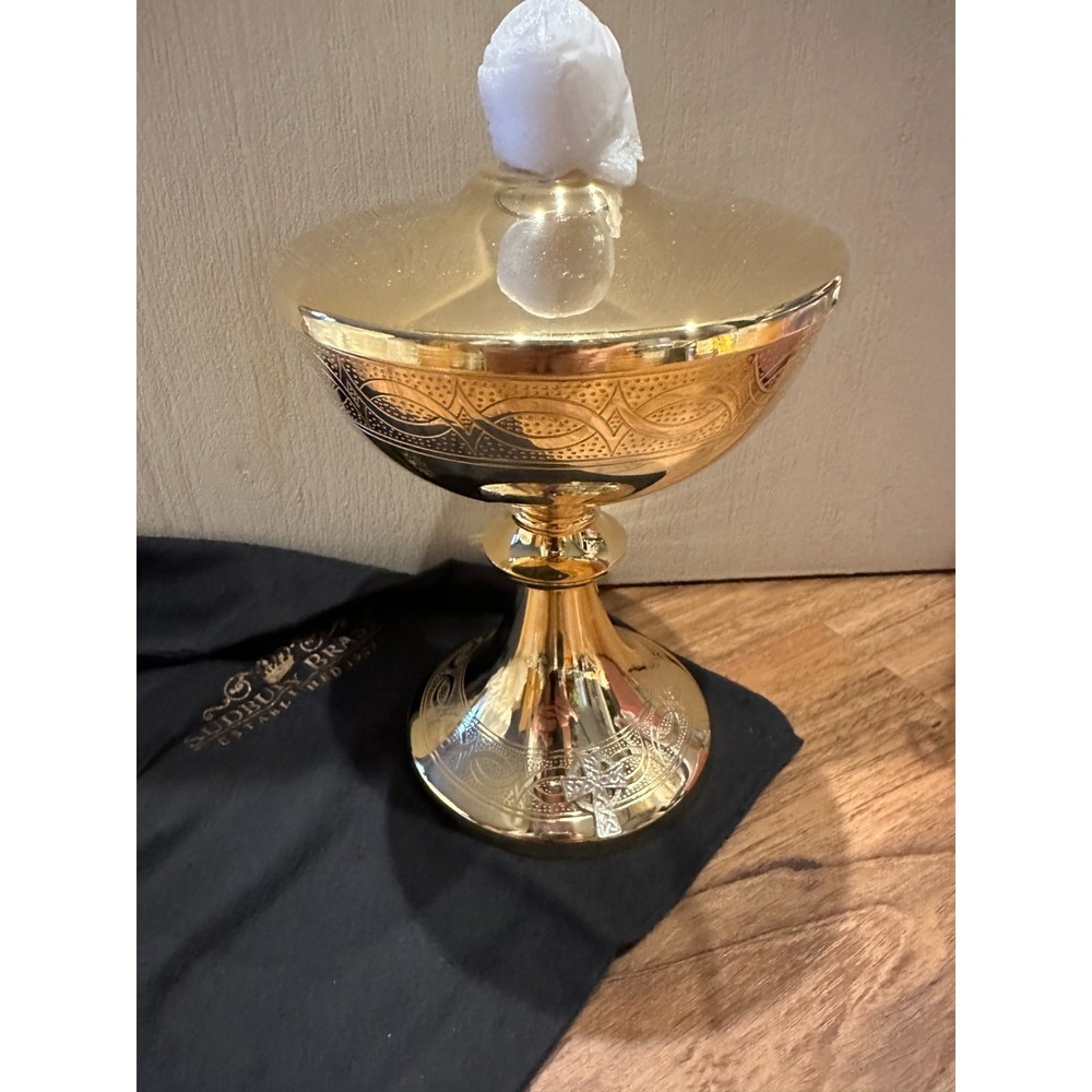 9 1/4" Gold Plated Brass Etched Ciborium with Cover and Celtic Cross Knot Work